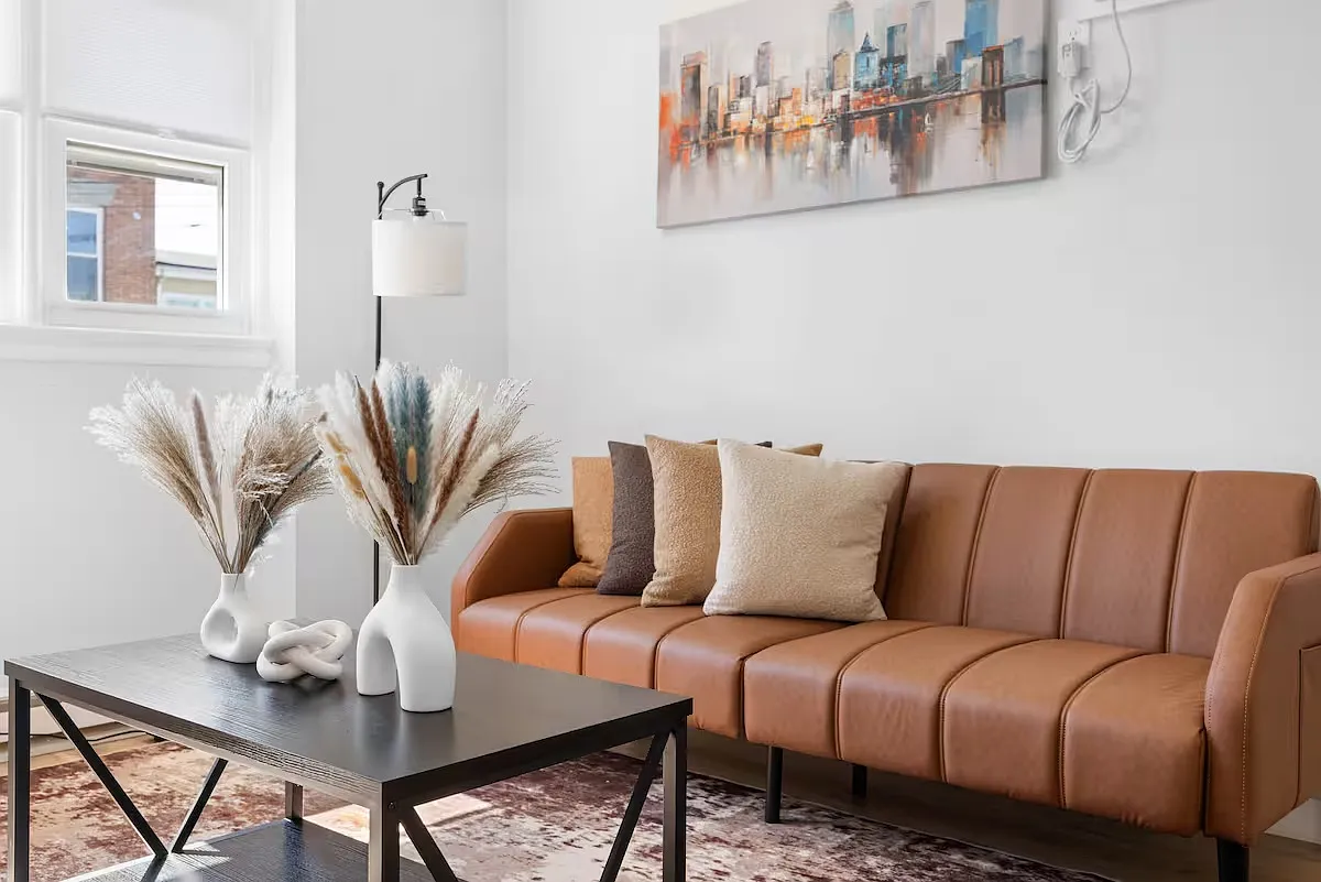 2 bed, 1000 sqft, $2,200 — Photo 4