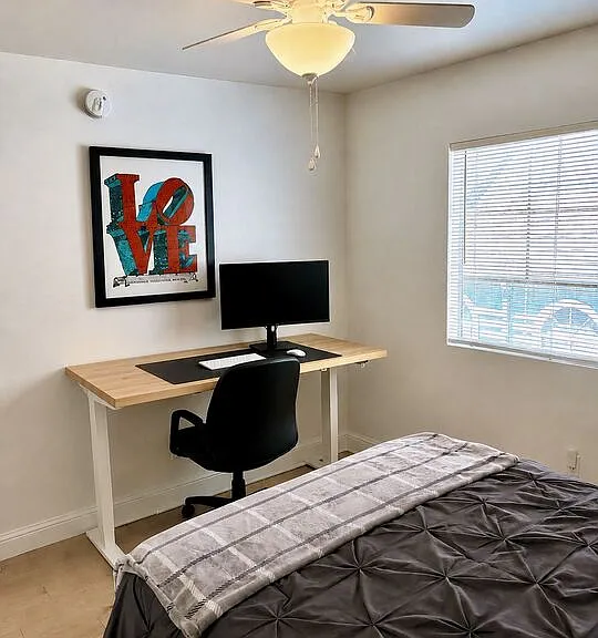 10800 Peach Grove St #5 — Photo 11
