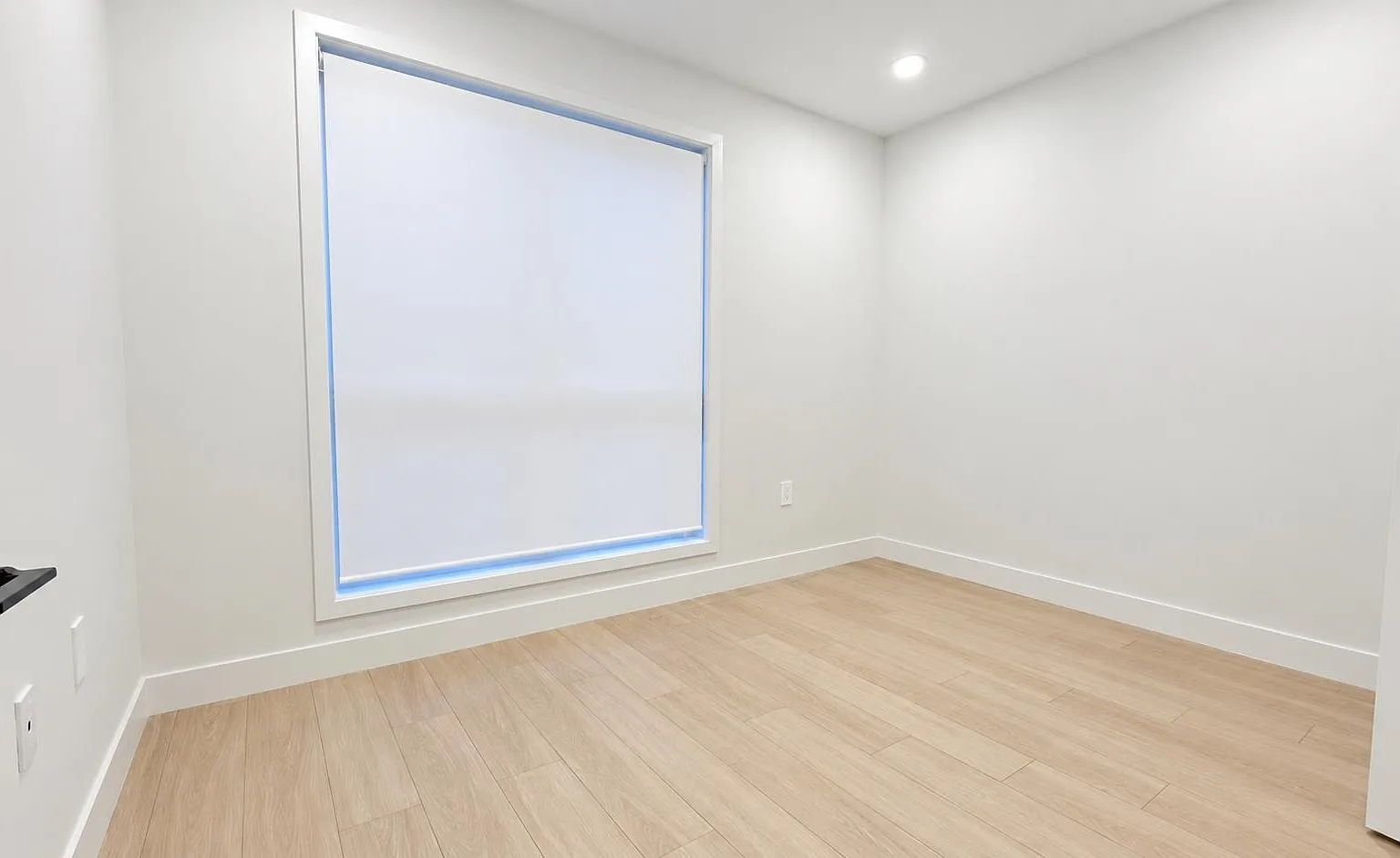 3 bed, 1321 sqft, $4,300 — Photo 3