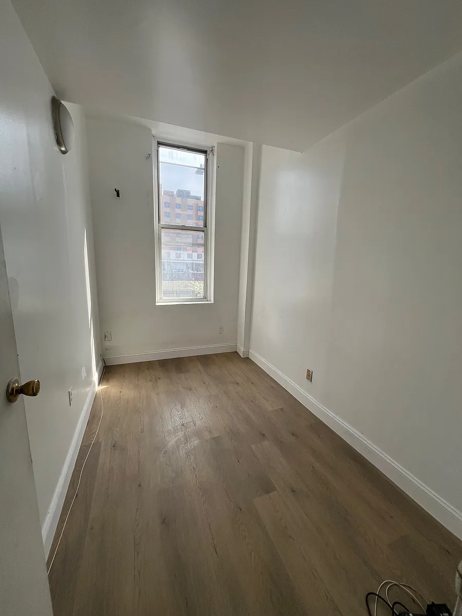 Building Photo - 1235 Vine St #2F