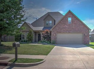 11708 S Vine St, Jenks, OK 74037