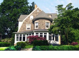 141 Pelham Rd, Philadelphia, PA 19119