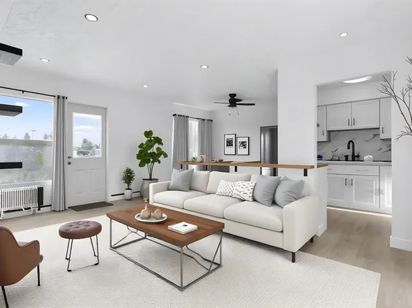 2020 N 16th Ave NW #6, Calgary, AB T2M 0M1