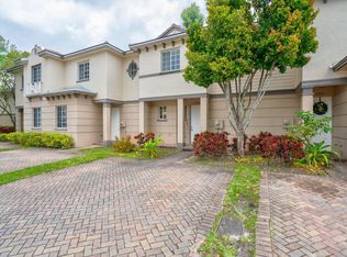 1224 Lucaya Dr, Riviera Beach, FL 33404