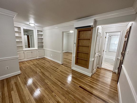 5th image of 815 S Alfred St #3