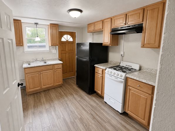240 W High St APT 8
