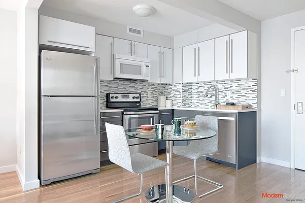 Rented by Modern Spaces | media 14