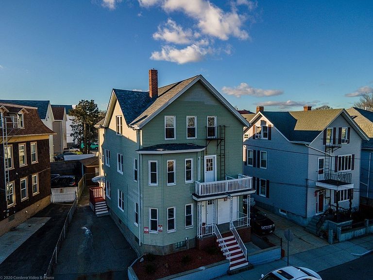 591 4th St Fall River, MA, 02721 Apartments for Rent Zillow