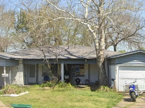 913 Anthony Ct, Pasadena, TX 77506