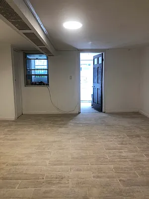 Rented by Irene Mihalios, LREB | media 18