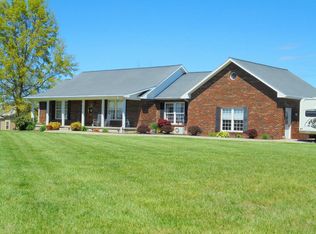 35 Cedarwood Rd, Bedford, KY 40006