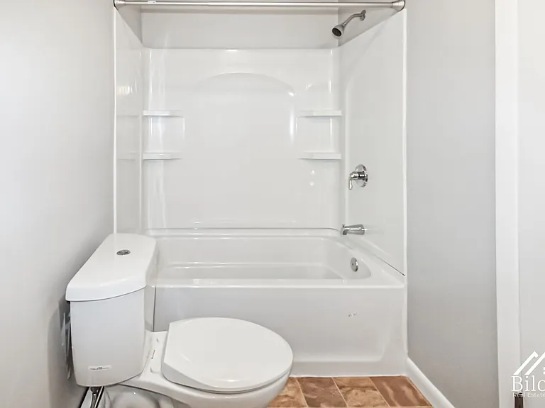 Prospect Street Apartments — Photo 19