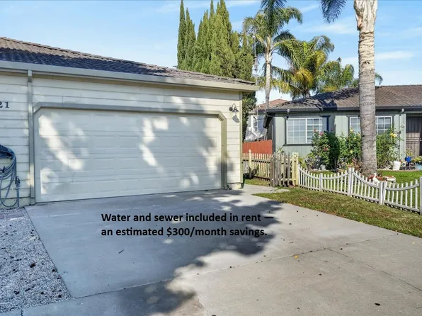 521 Spring Dr, Hollister, CA
