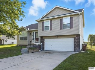 14511 S 27th St, Bellevue, NE 68123