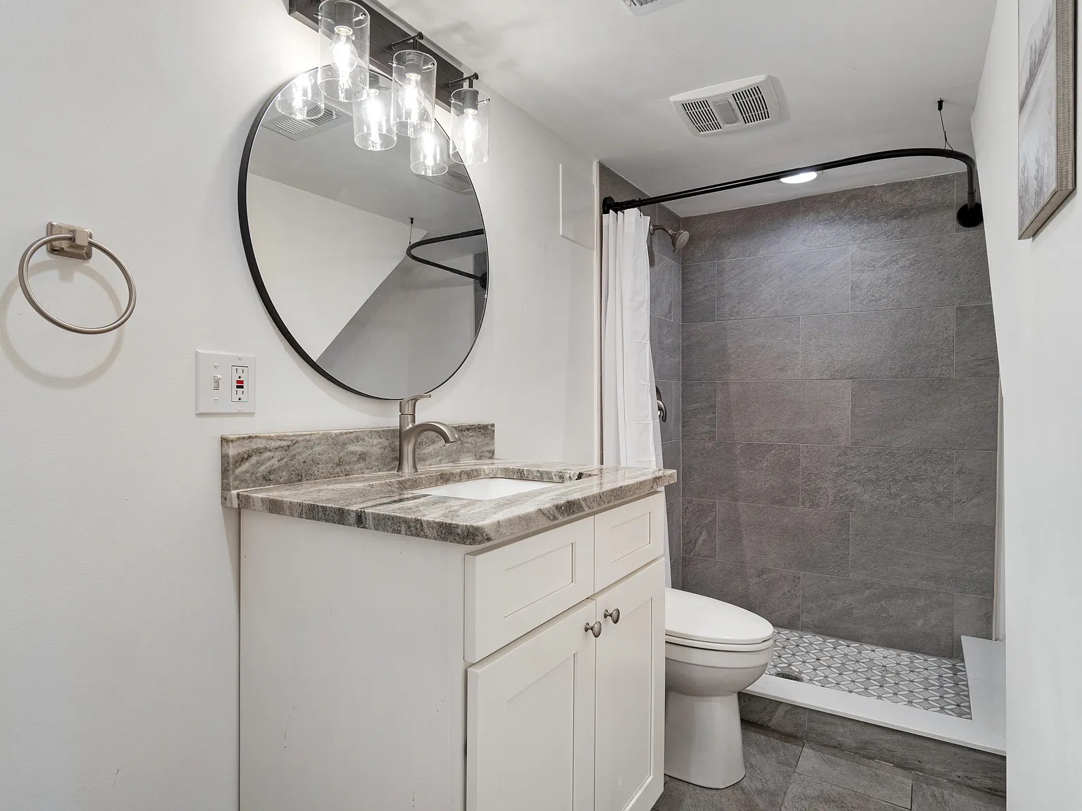 3 bed, 1440 sqft, $2,500 — Photo 4