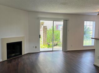 2120 El Paseo St APT 2207, Houston, TX 77054