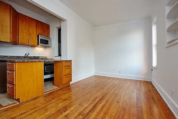 Rented by Compass | media 5