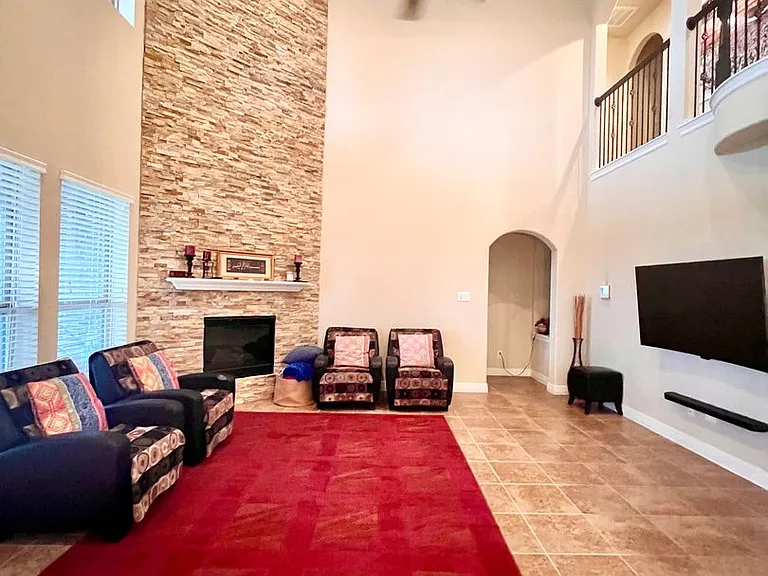 18607 Pelham Grove Ln — Photo 11