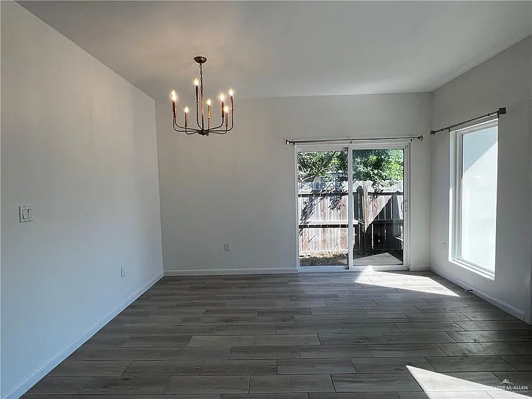 2120 Date Palm Ave #B — Photo 2