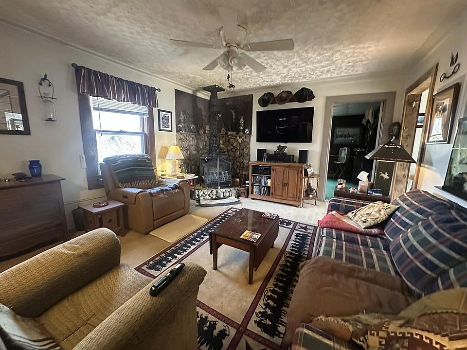 7th image of this home