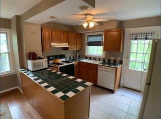 6034 Stanhill Ct, Cincinnati, OH 45230