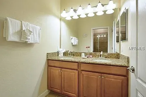 Bathroom downstairs