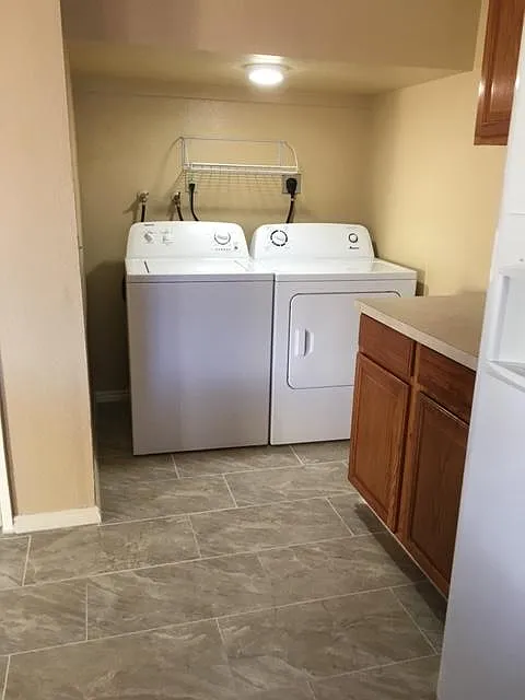 INDOOR LAUNDRY
