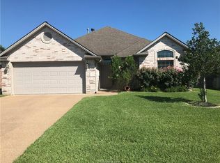 111 Rugen Ln, College Station, TX 77845