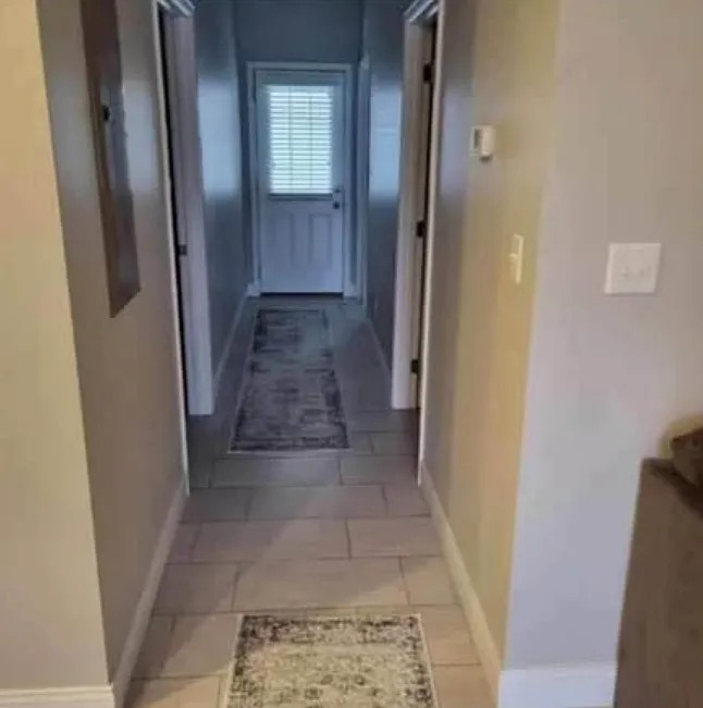 2 bed, 1100 sqft, $1,250 — Photo 4