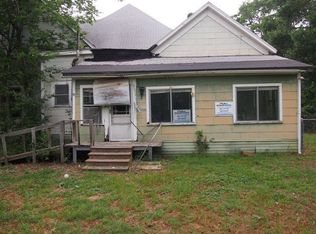 531 S Rusk St, Groesbeck, TX 76642