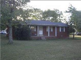 15 Saddle Ln, Hartsville, TN 37074