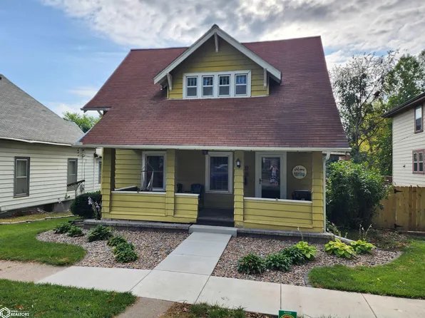 1002 Locust St, Atlantic, IA 50022