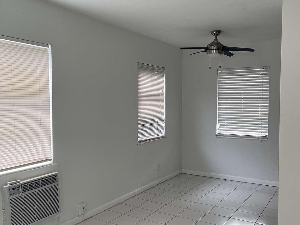 2nd image of 1021 NE 8th Ave #7