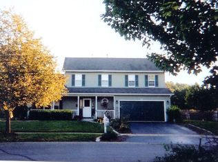 15 Newgate Ave, Naperville, IL 60565