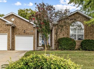 3934 S Hillsdale Ave, Springfield, MO 65807