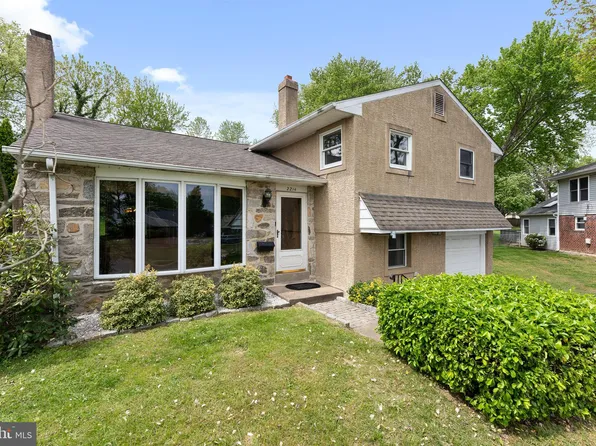 2214 Clover Dr, Broomall, PA 19008