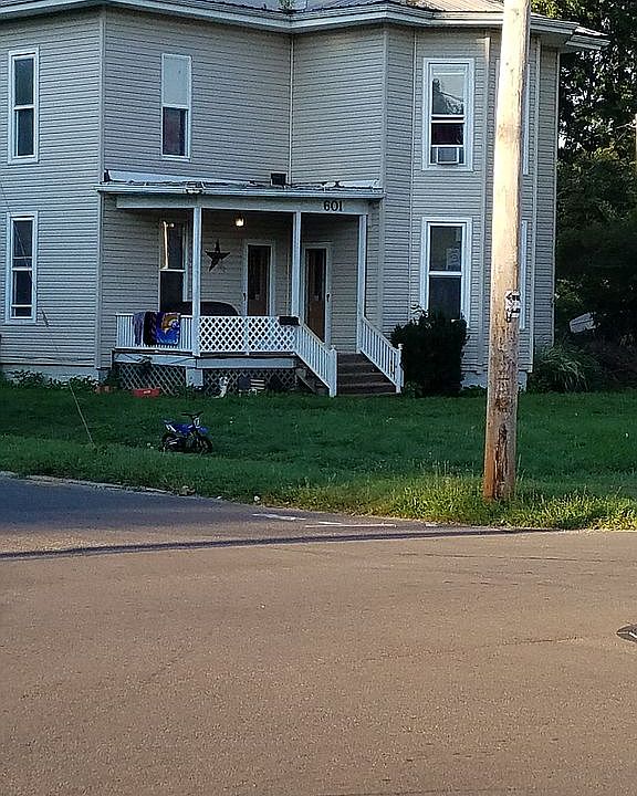 1st image of 601 W Church St