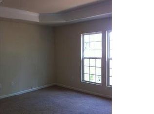 1129 Kingston Grove Dr, Cary, NC 27519