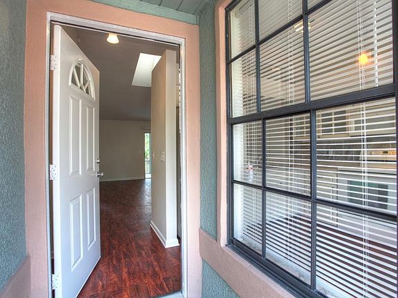 2nd image of 1514 Mackay Ave SE