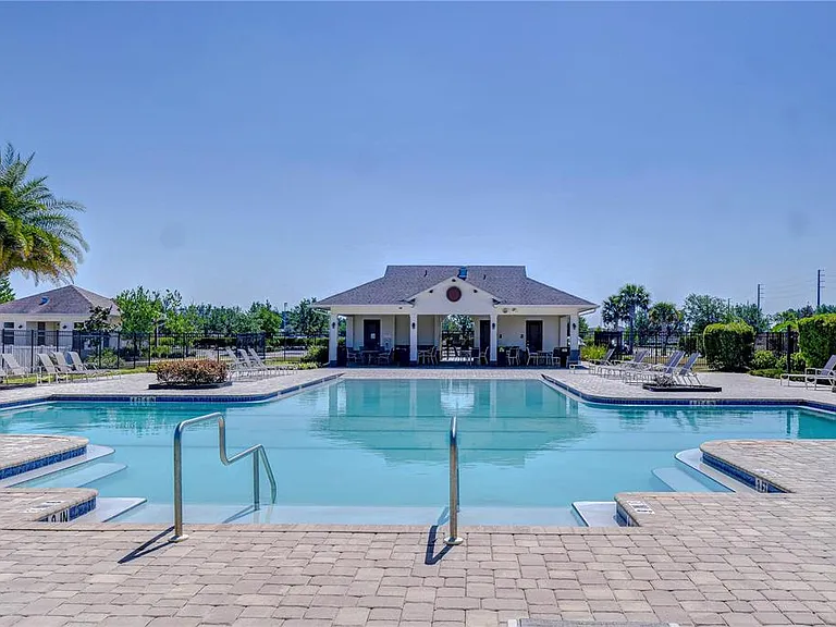 6731 Castle Green Pl — Photo 43