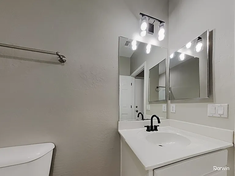 329 E Diamond Trl — Photo 14