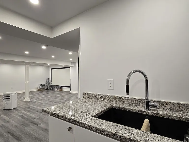 137 McClellan Way — Photo 9