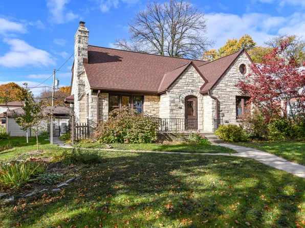 231 North Pinecrest STREET, Milwaukee, WI 53208