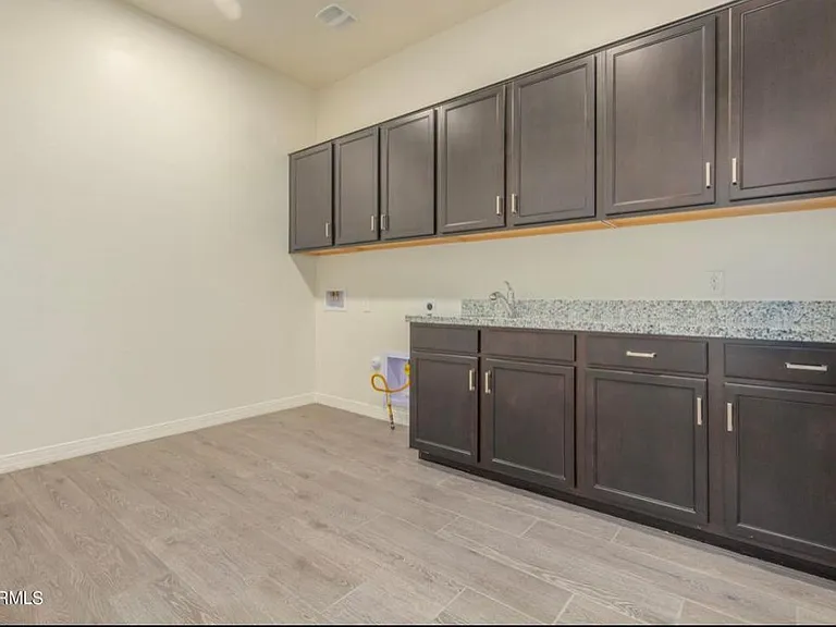 880 W Flamingo Dr — Photo 14