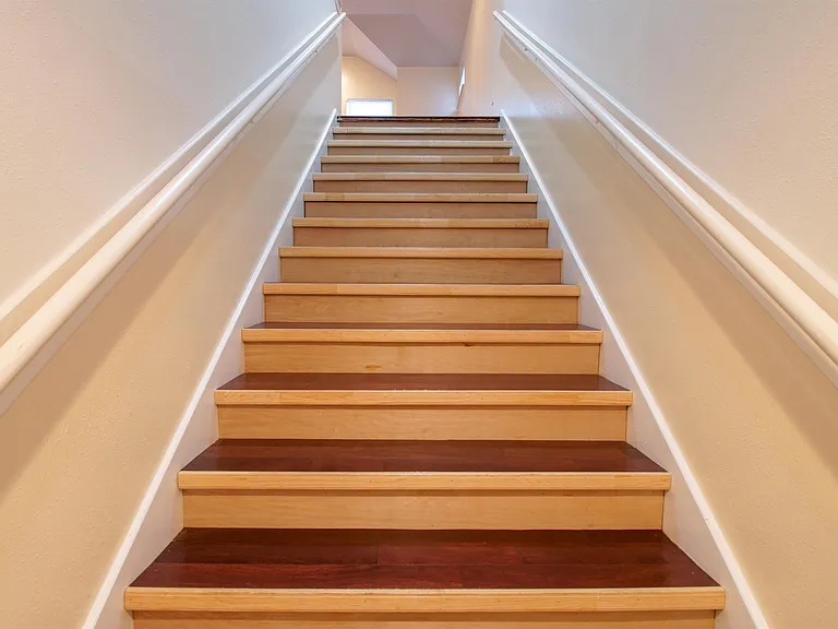 1203 Lovett St — Photo 7
