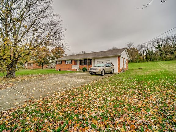 2nd image of 1209 Shackelford Dr