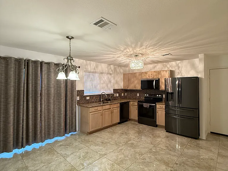 13328 Alysheba Dr — Photo 3