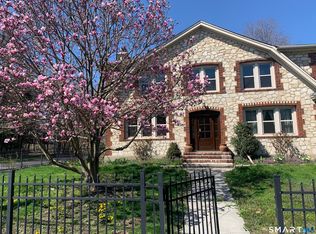 18 Fleetwood Ave, Bethel, CT 06801