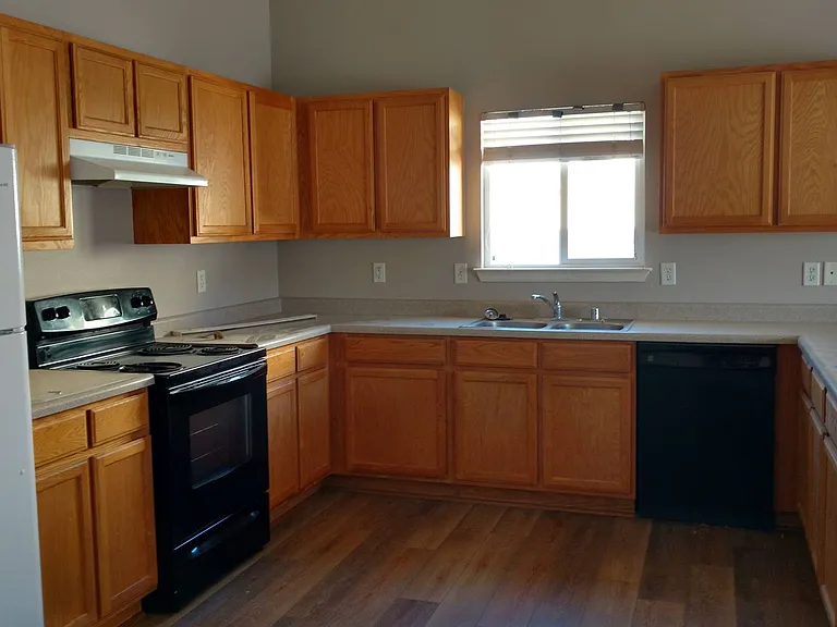 1375 White Bluffs Cir — Photo 5