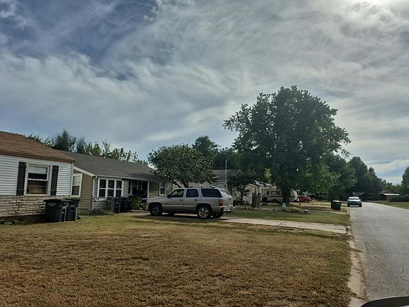 5th image of 1804 Elm Dr
